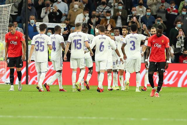 29记三分平历史纪录！绿军揭幕战大胜尼克斯